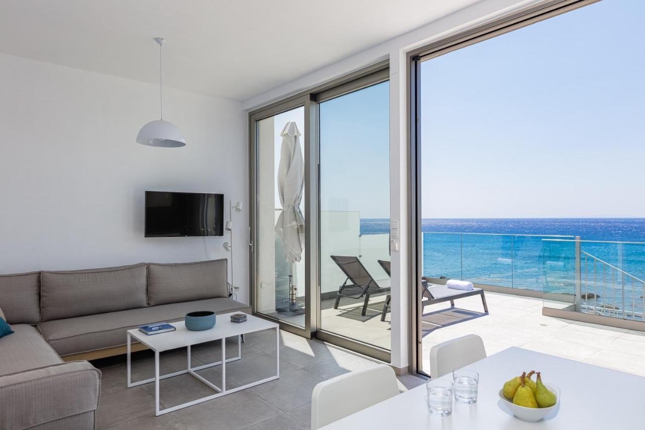 Aelia Seascape Apartments بلاكاس المظهر الخارجي الصورة